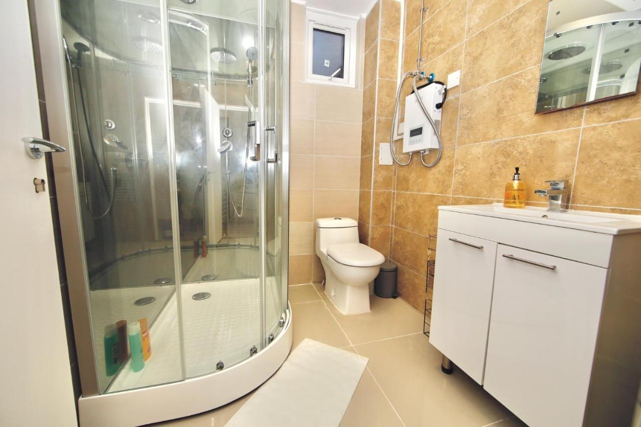 Edgware Hub Hotel ลอนดอน ภายนอก รูปภาพ