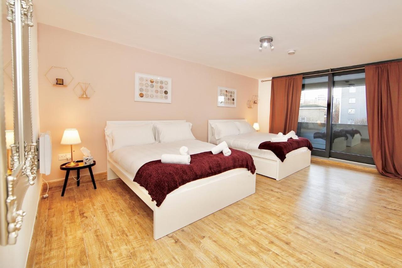 Edgware Hub Hotel ลอนดอน ภายนอก รูปภาพ